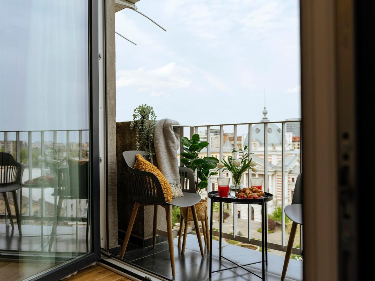 Sunny 2Br Flat - Top Location - Amazing Balcony Boekarest Buitenkant foto